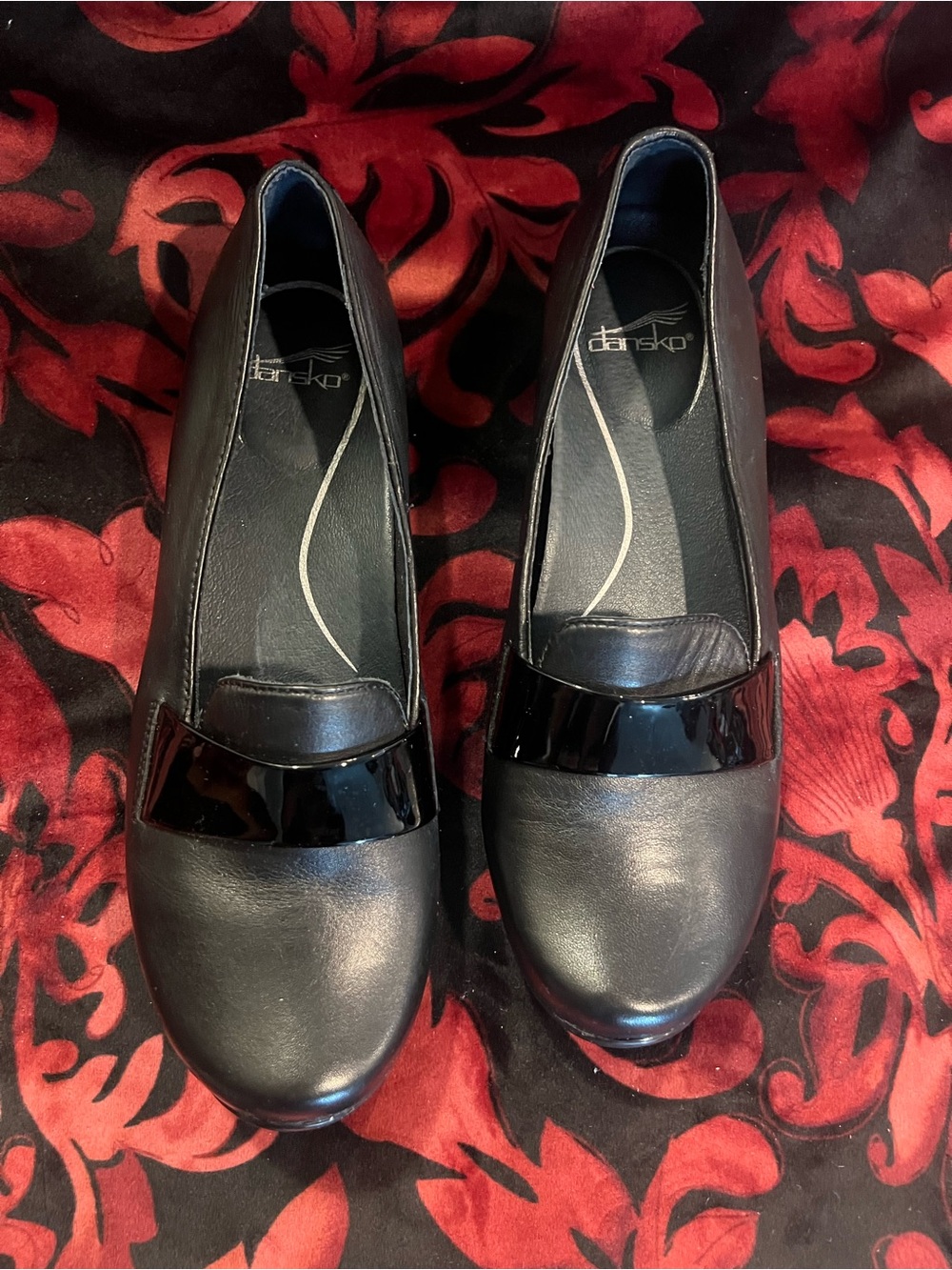 Dansko Oksana Black Leather Flats